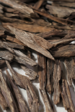 (10g) العود التايقر السيوفي - Image 2